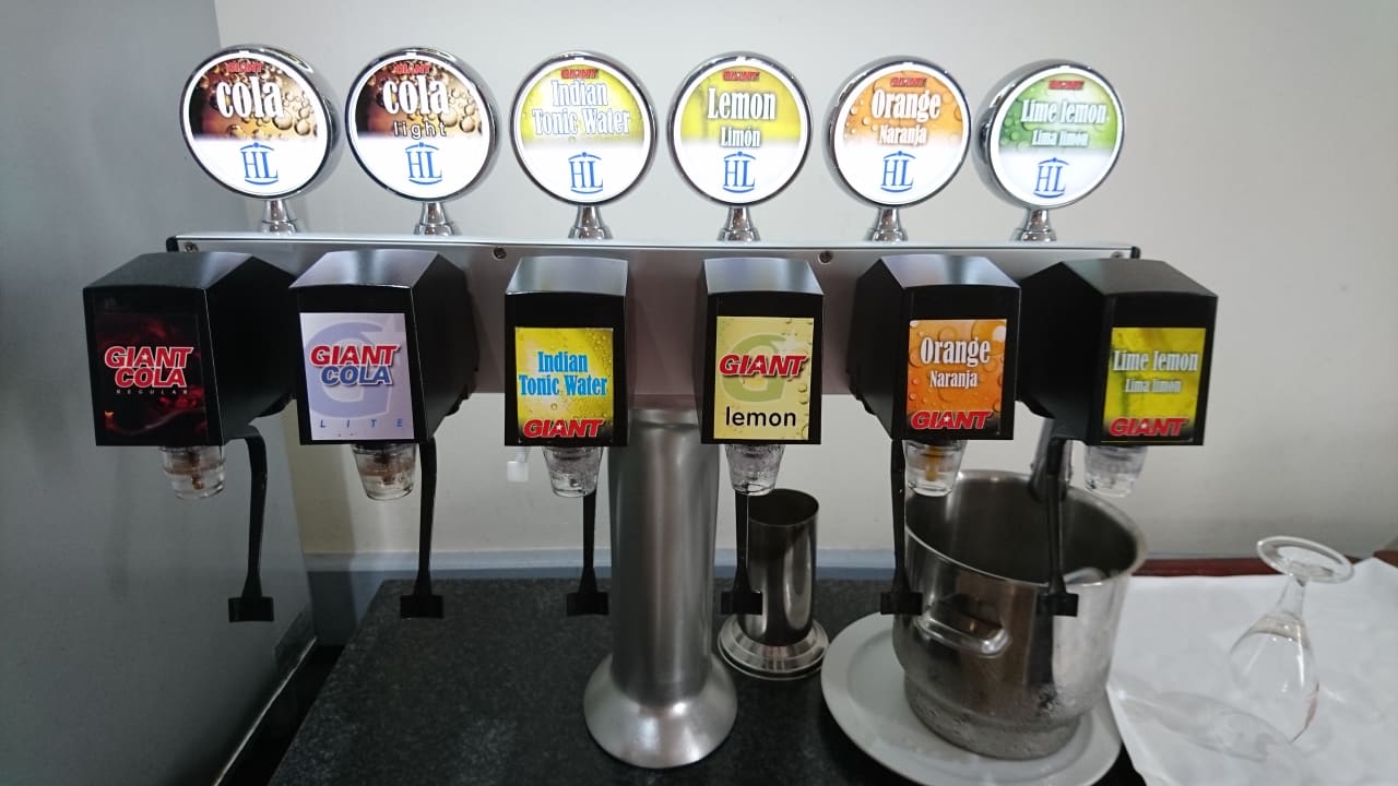 Restaurant HL Miraflor Suites Hotel