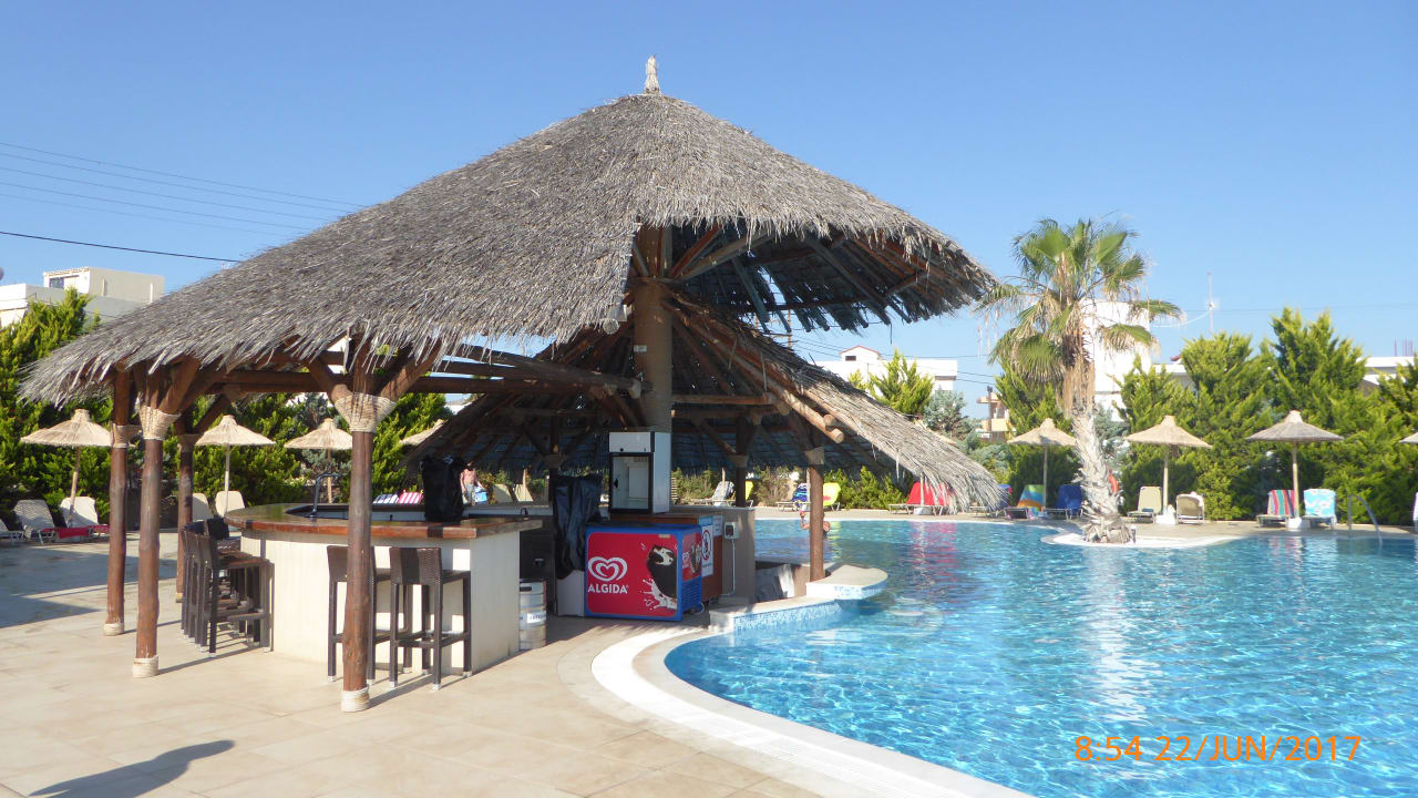 Pool Hotel Aphrodite Beach Club