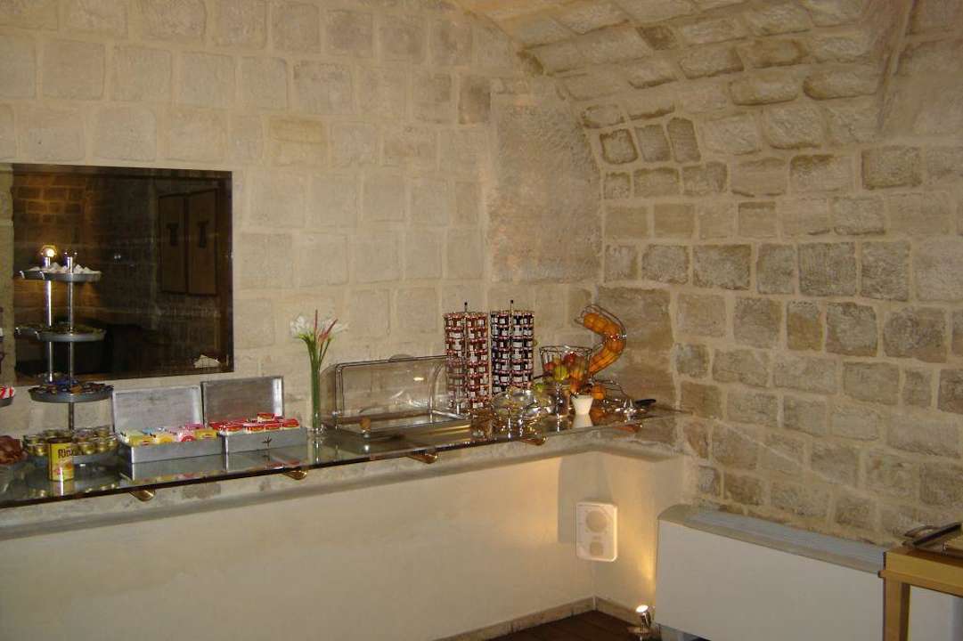 Le buffet Hotel Lorette Astotel