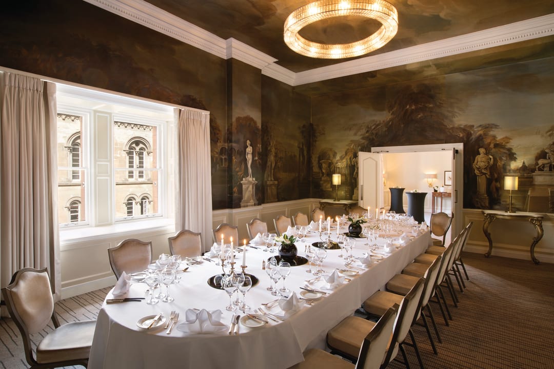 Sonstiges The Caledonian Edinburgh, Curio Collection by Hilton