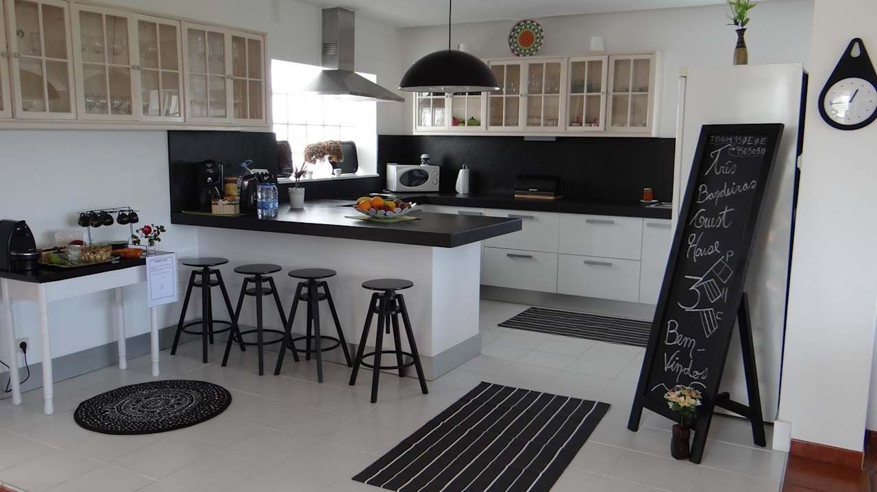 The Kitchen Tres Bandeiras Guest House B&B