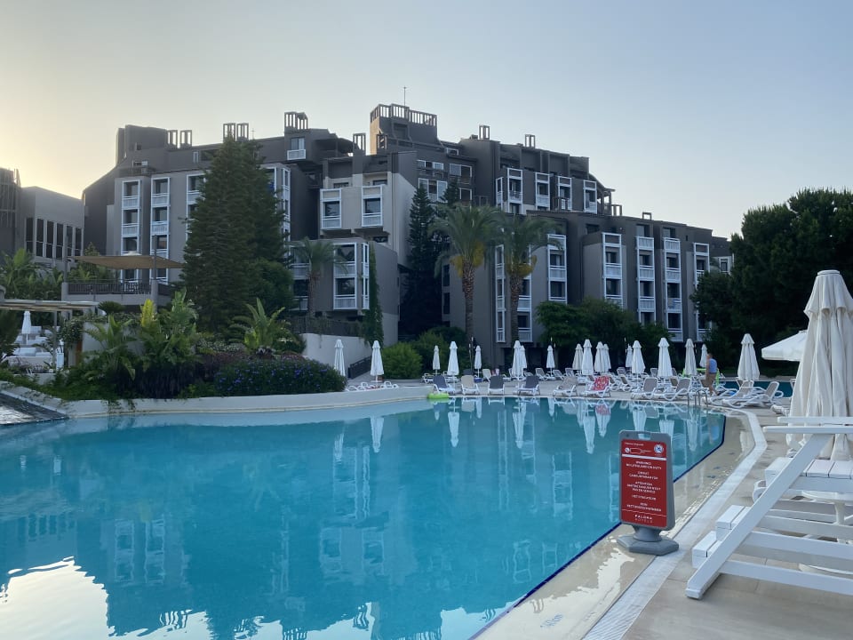 Pool PALOMA Perissia