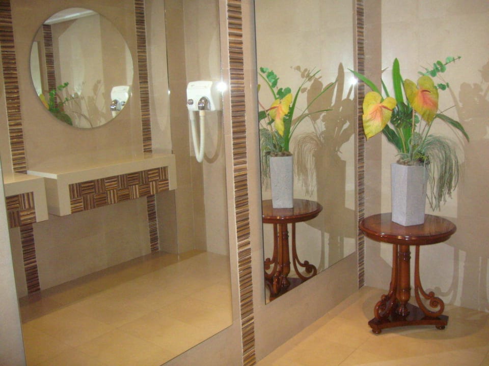 WC für alle Hotelgäste im EG Hotel Playa Golf