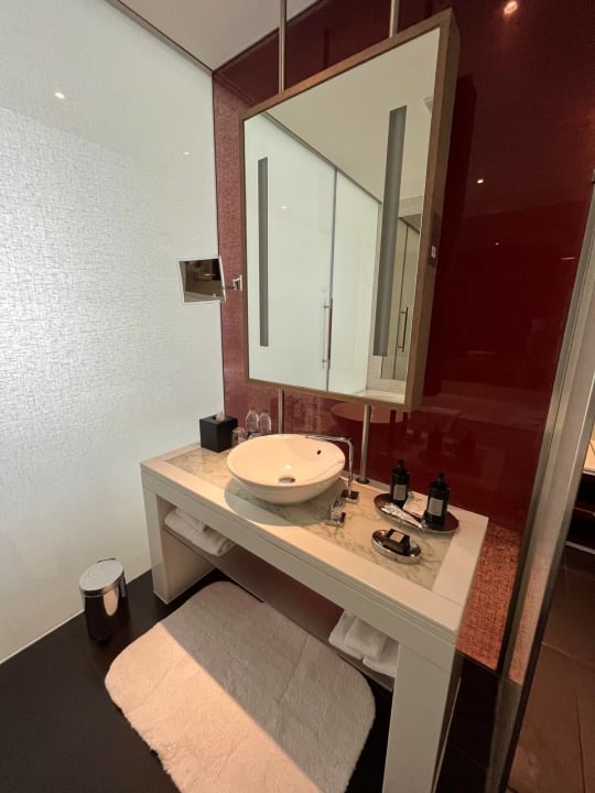 Zimmer W Abu Dhabi - Yas Island