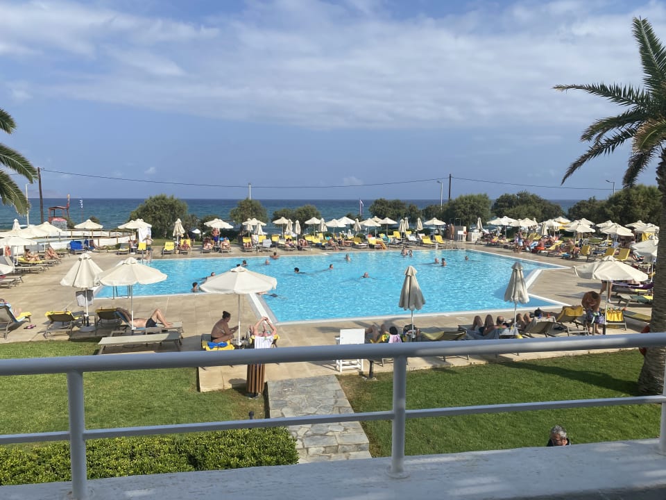 Pool allsun Hotel Zorbas Village