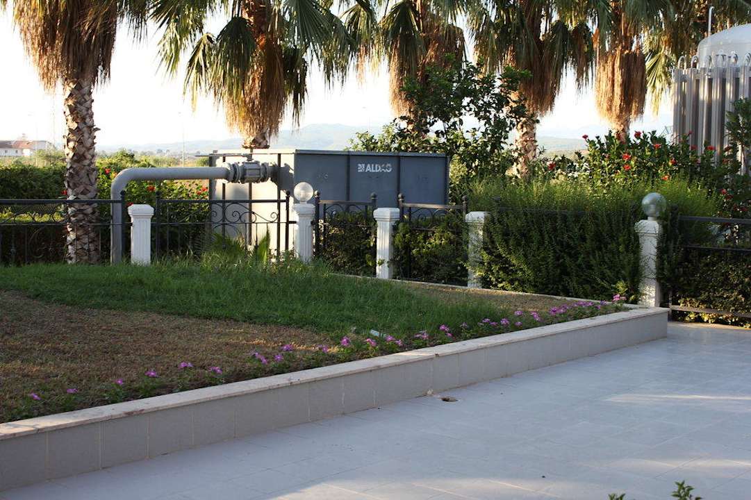 Sehr laut Side Royal Paradise Hotel