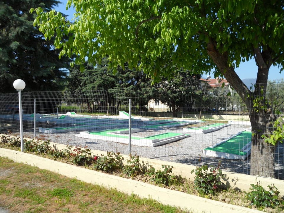 Minigolf alltoura Club Hotel Poseidon Palace