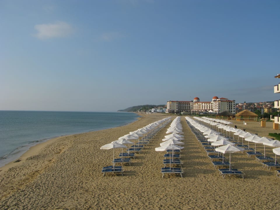 Morgens am leeren Strand HVD Clubhotel Miramar