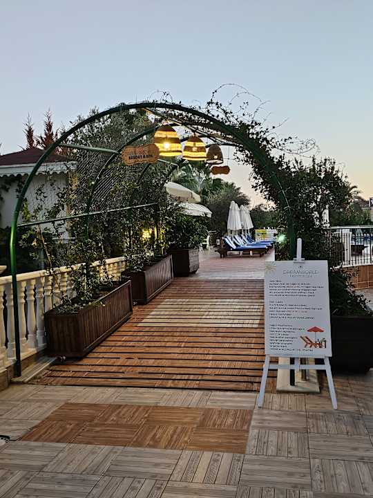 Außenansicht Dream World Resort & Spa