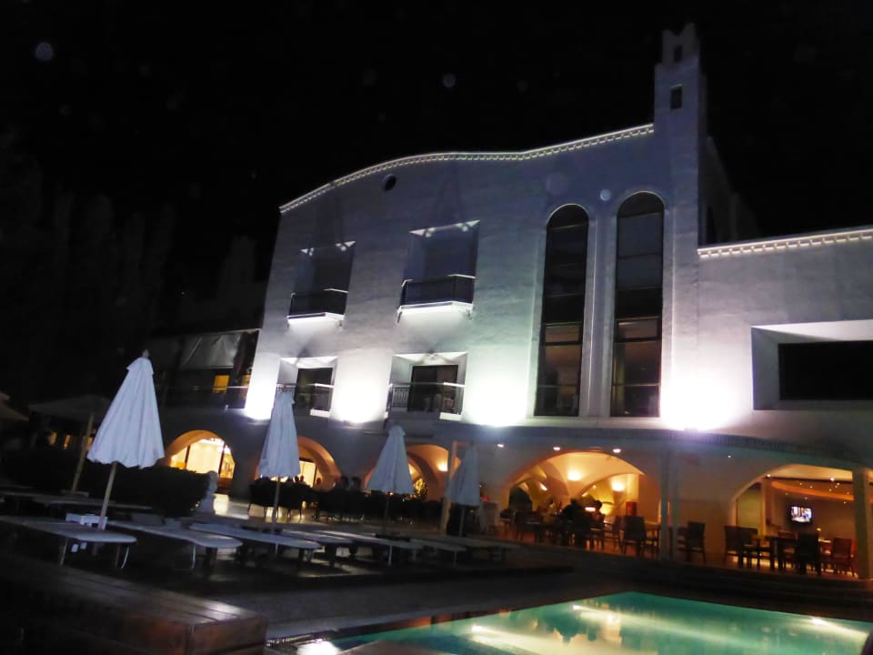 By night Esperos Village Blue & Spa - Adults only