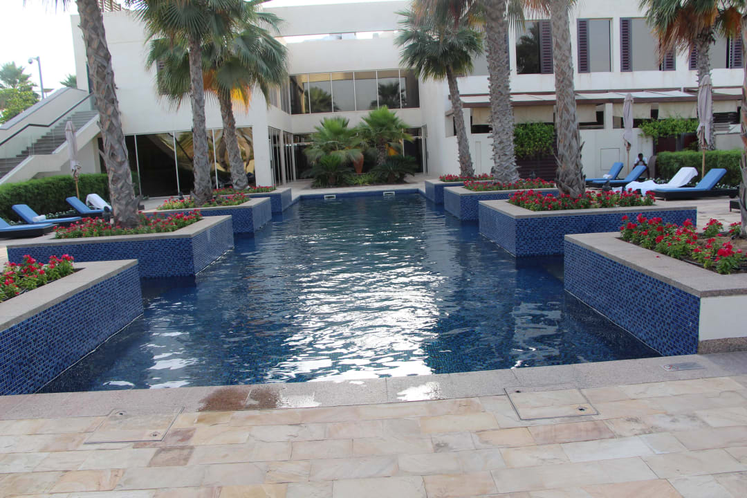 Pool im Wellness Bereich Park Hyatt Abu Dhabi Hotel and Villas