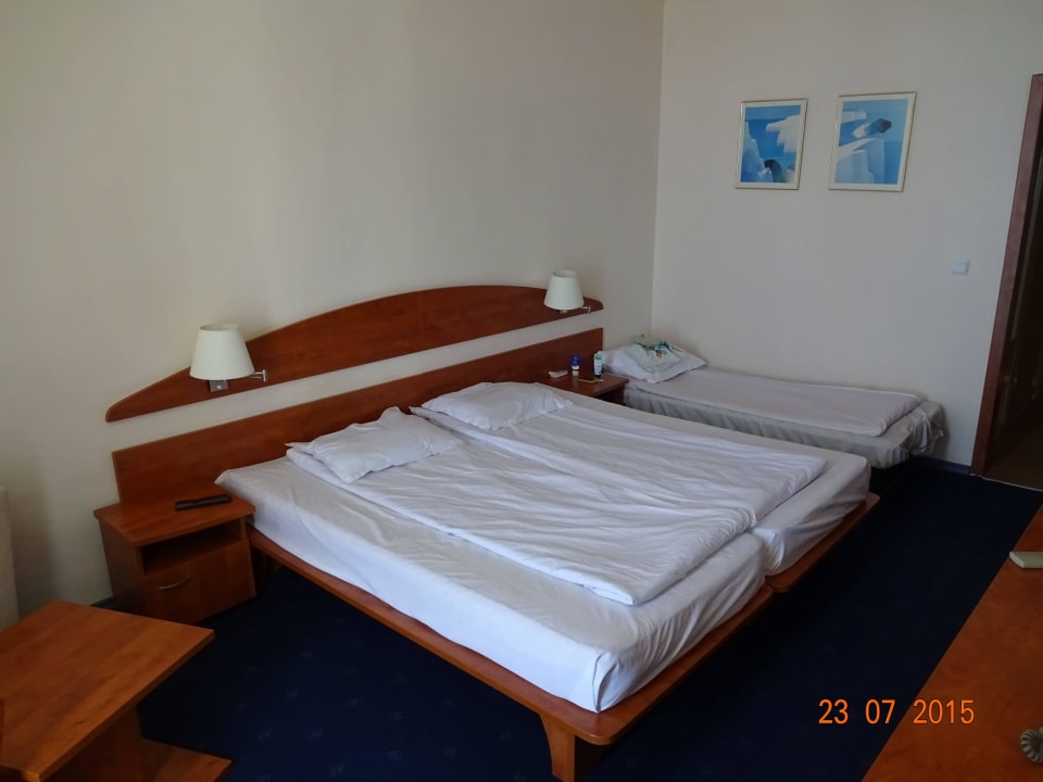 Zimmer Luna Beach Hotel