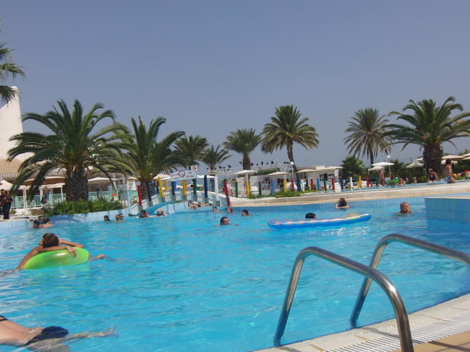 Pool Hotel El Mouradi Skanes Beach