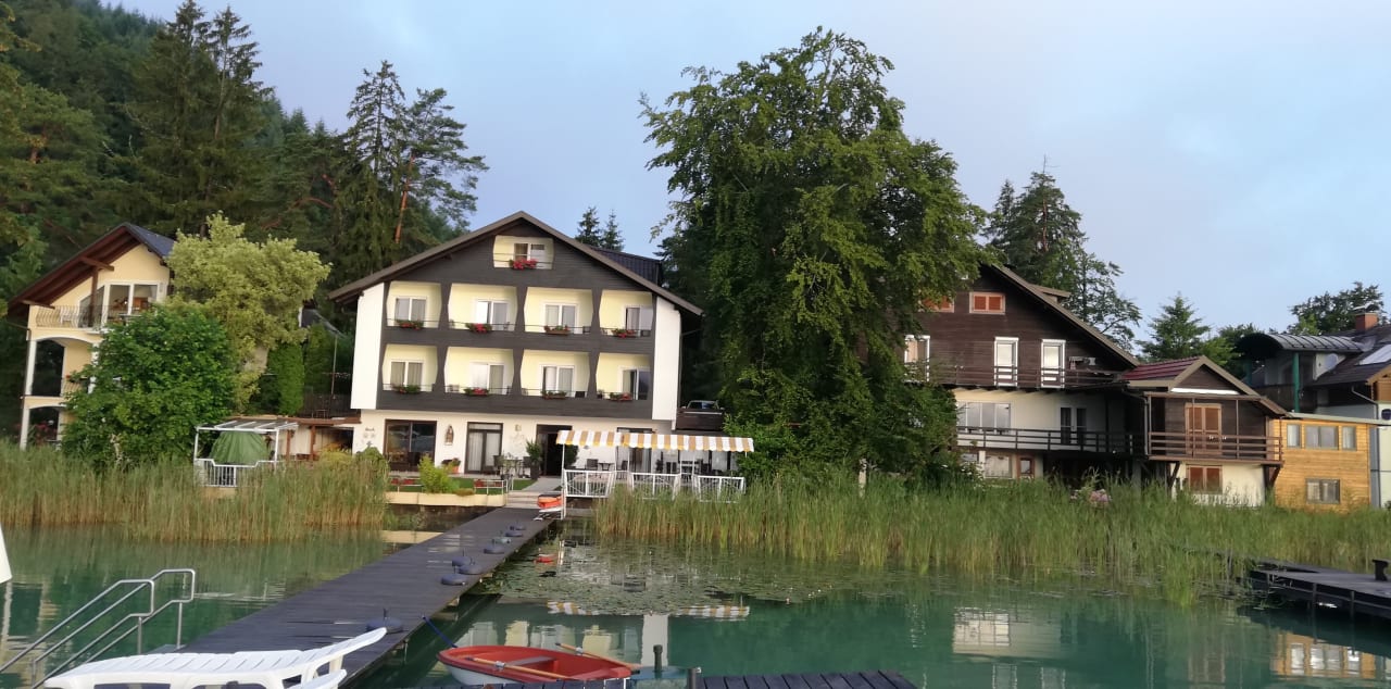 Außenansicht Pension Haus am See