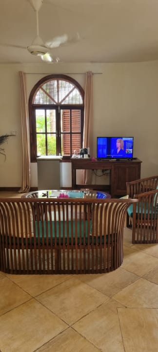 Zimmer Castello Beach Hotel