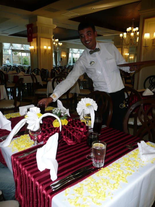  "Mr. Perfekt" Sinan Diamond Excellence Resort & Spa