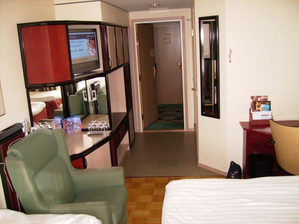 gute Betten, Minibar und gutes Frühstück Hotel Sokos Vaakuna