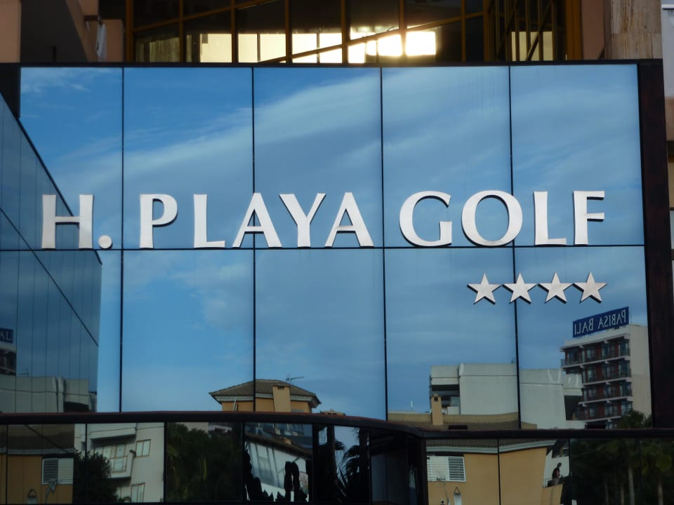 Eingang ins Playa Golf Hotel Playa Golf