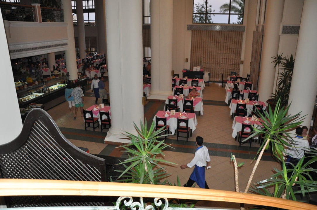 Restauracja główna Charmillion Club Resort