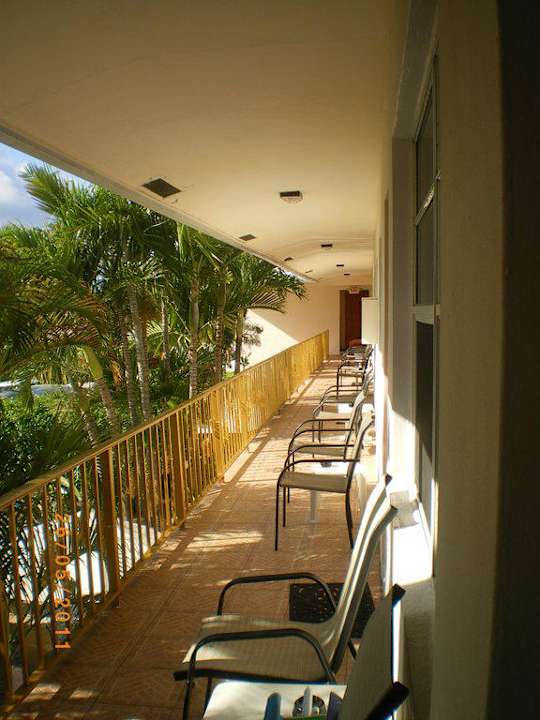 Balkon Hotel Shore Haven Resort Inn