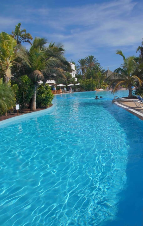 Die weitläufigkeit eines der Pools Fuerteventura Princess