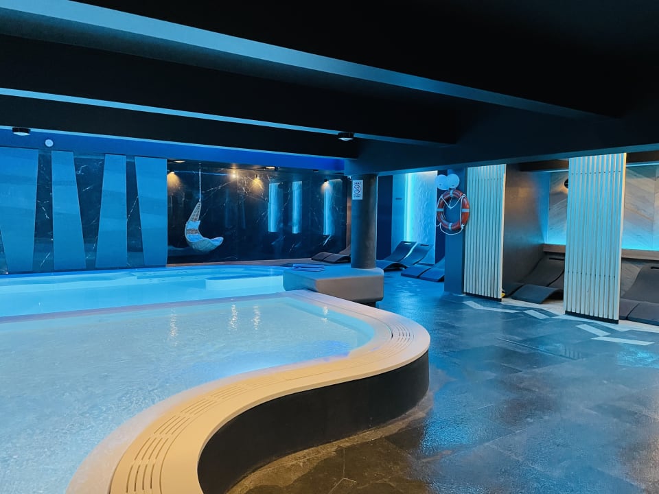 Pool Hotel Warszawa SPA&Resort