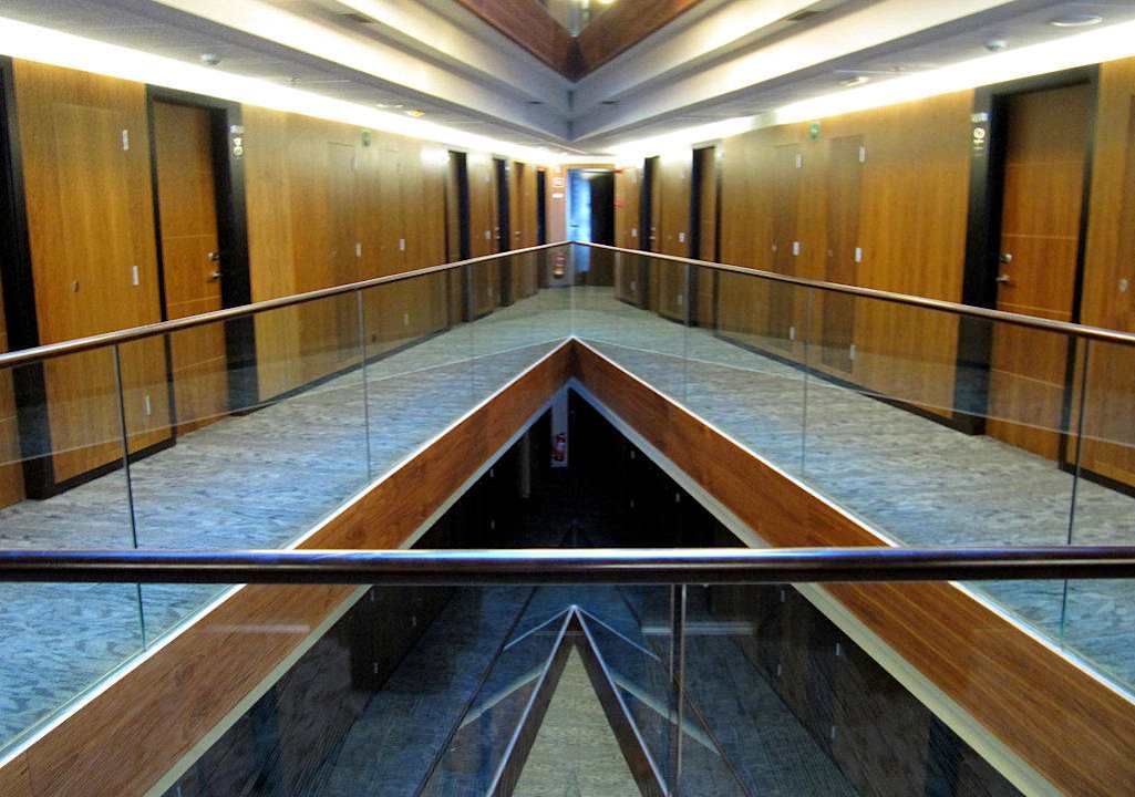 Flur Hotel Badalona Tower
