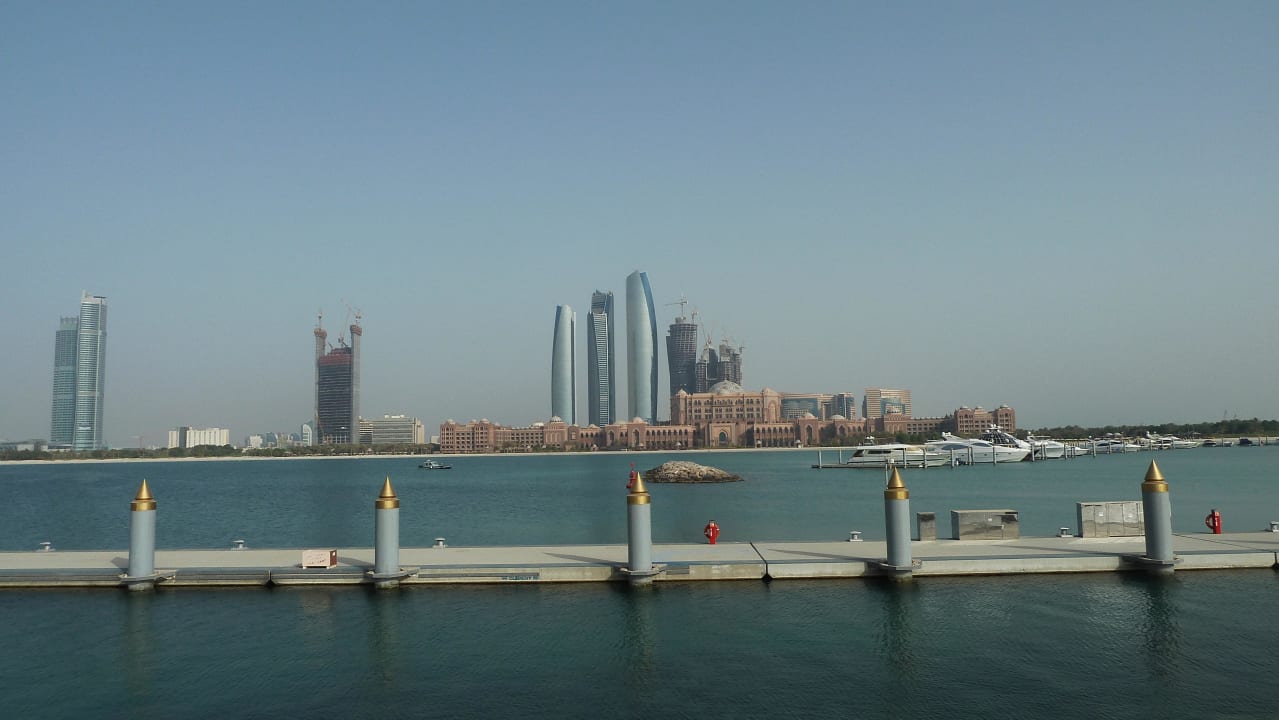 AmhHoteleigenen Yachthafen Emirates Palace Mandarin Oriental