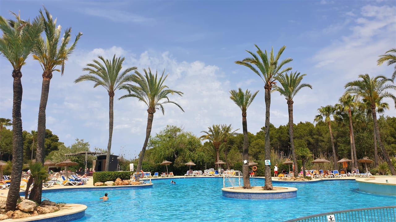 Pool Hotel Exagon Park