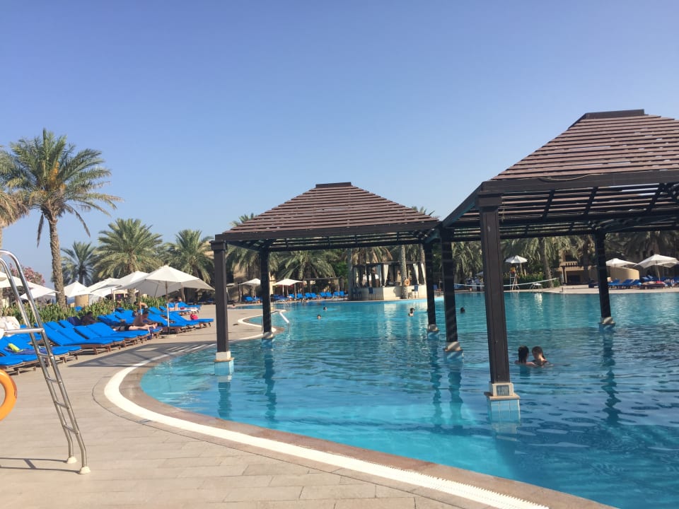 Pool Miramar Al Aqah Beach Resort