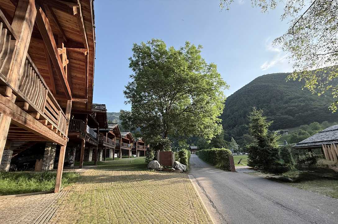 Außenansicht Ledro Mountain Chalets