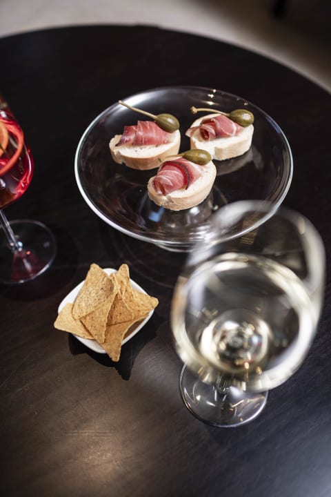 Gastro La Paula Apartments & Suites