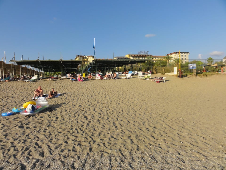 Liegenbereich vom Meer aus Telatiye Resort