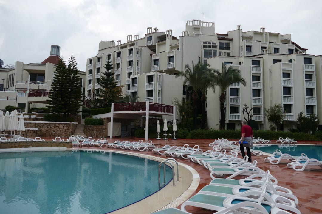 Pool und Hotel PALOMA Perissia