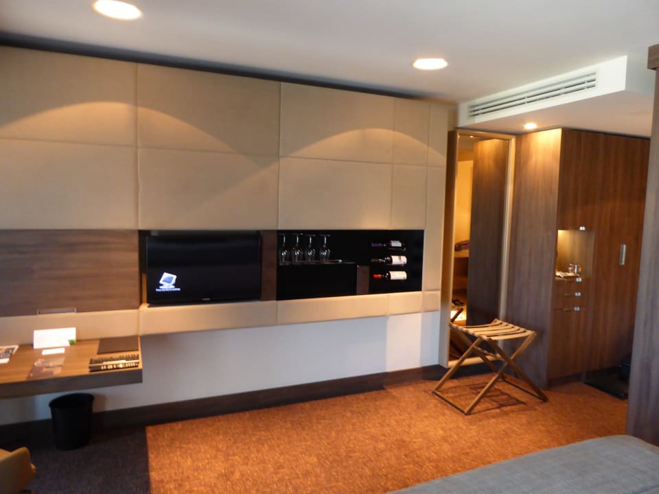 TV etc. Hotel Kronwell Brasov