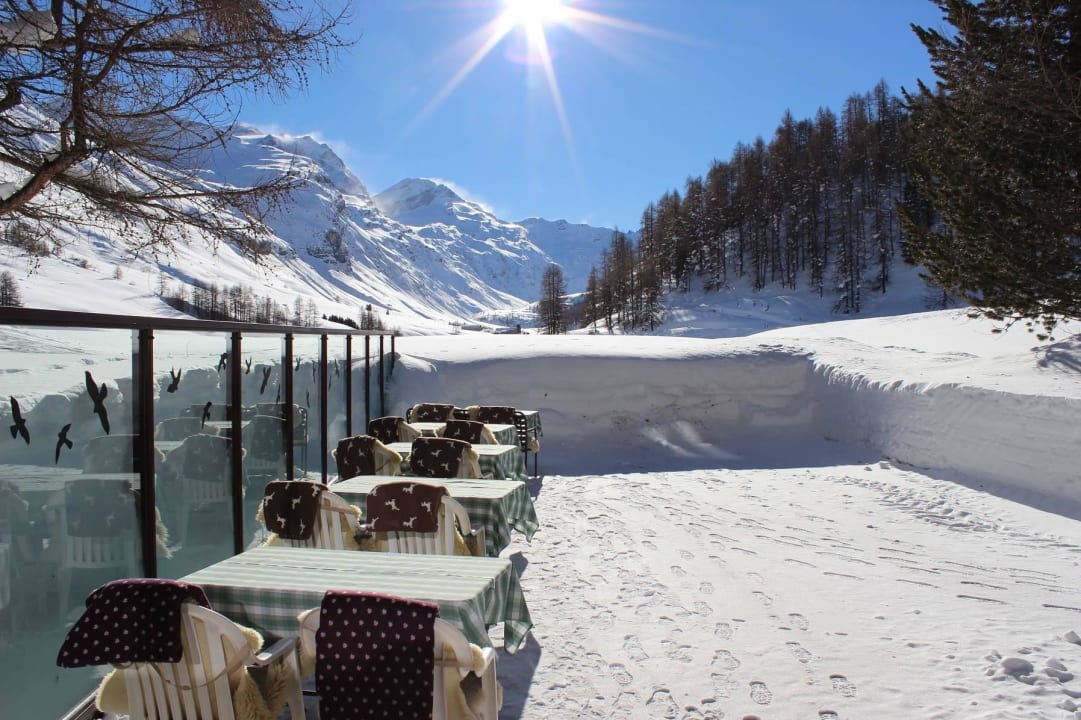 Winter-Sonnenterrasse Hotel Sonne Fex