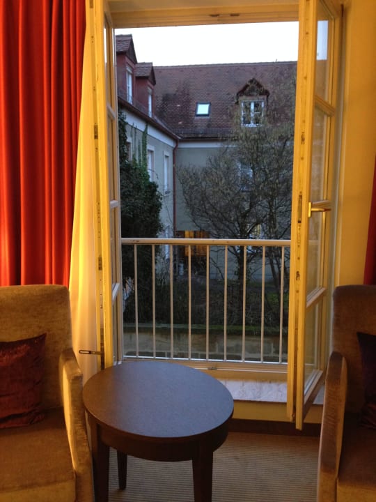 Aussicht in den Hof Welcome Hotel Residenzschloss