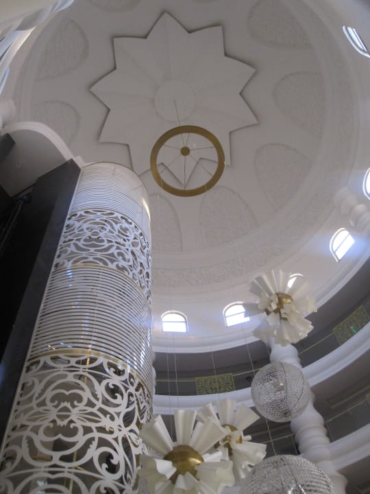 Lobby & Eingang Kirman Belazur Resort & Spa