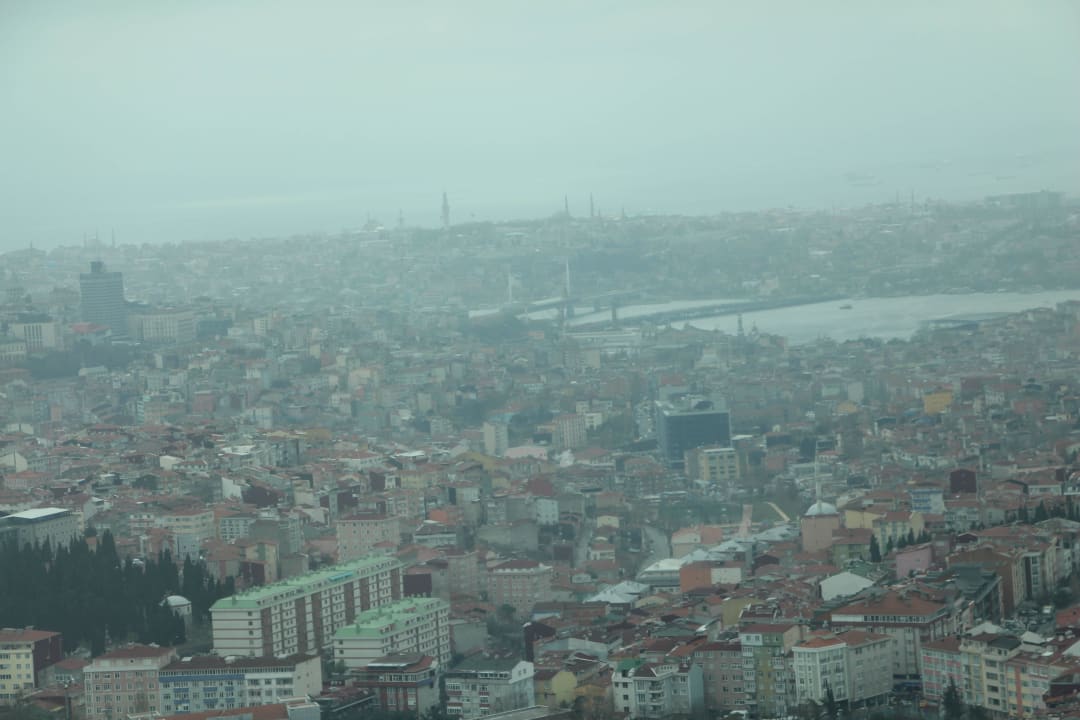  Sicht aus Zimmer Hilton Istanbul Bomonti Hotel & Conference Center