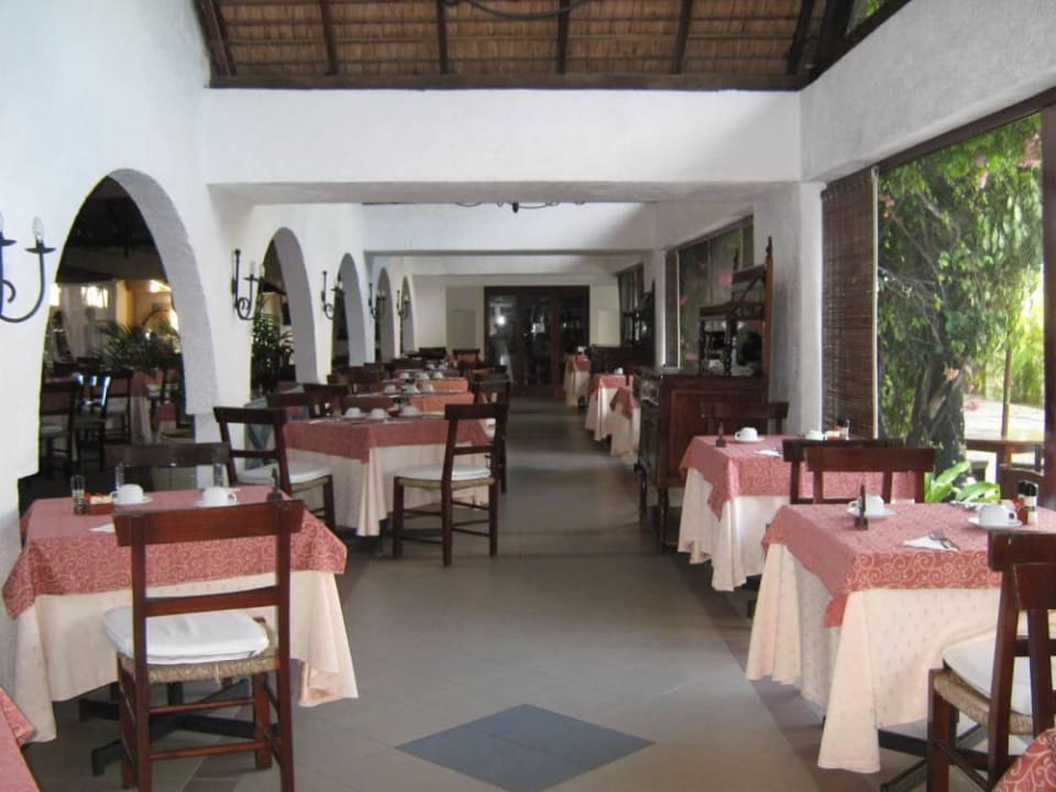 Speisesaal zur Poolseite Veranda Palmar Beach Hotel