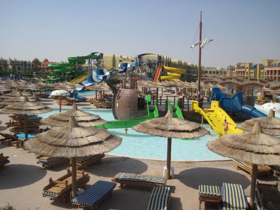 Детский аквапарк Titanic Beach Spa & Aqua Park