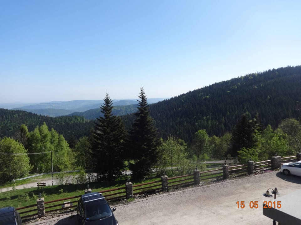 Widok z hotelowego tarasu Hotel Beskidzki Raj