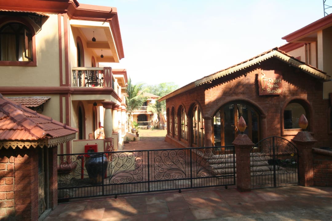 Entrance Hotel Resort Terra Paraiso