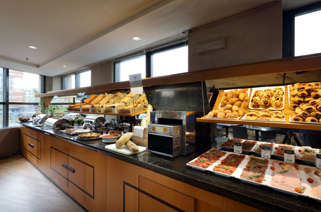 Gastro Hotel Exe Plaza