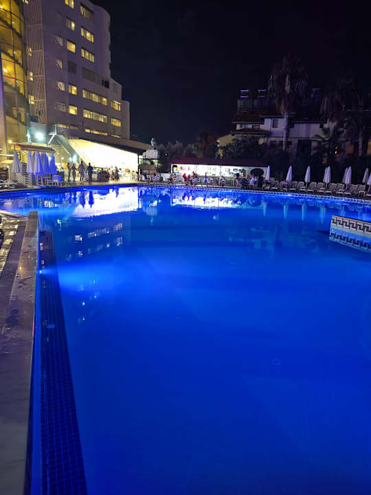 Pool Narcia Resort Side