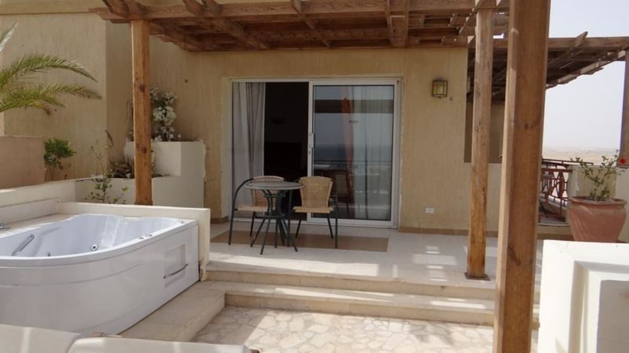 Superior Imperial Shams Abu Soma