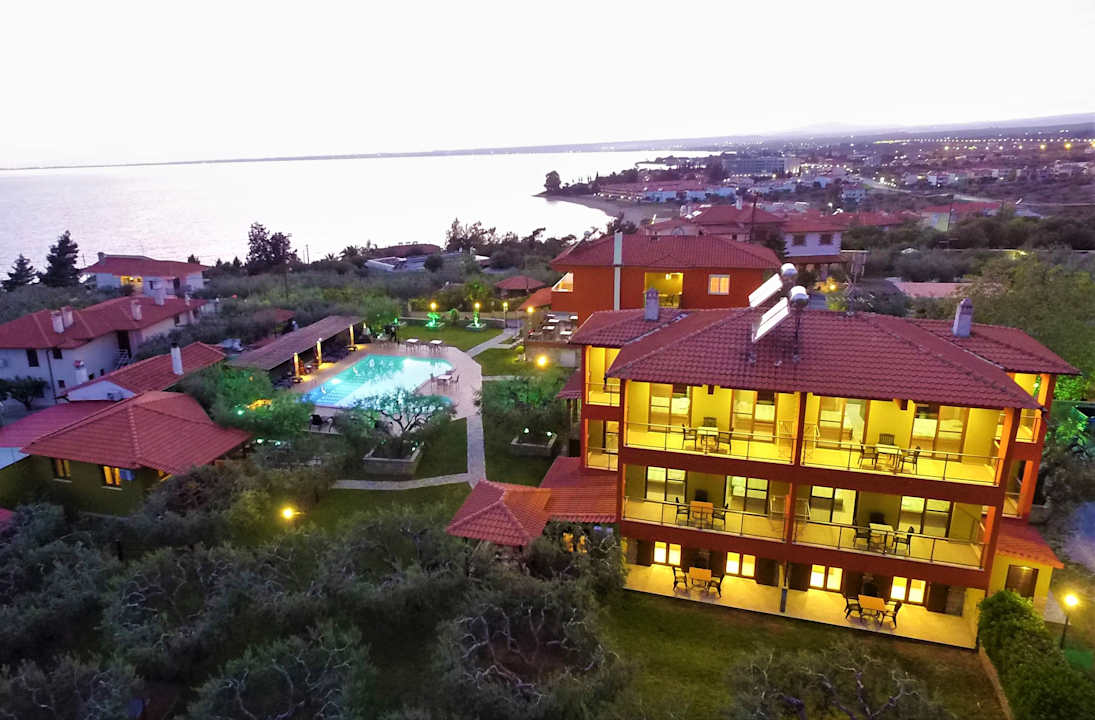 Außenansicht SUNDAY RESORT Studios and Apartments