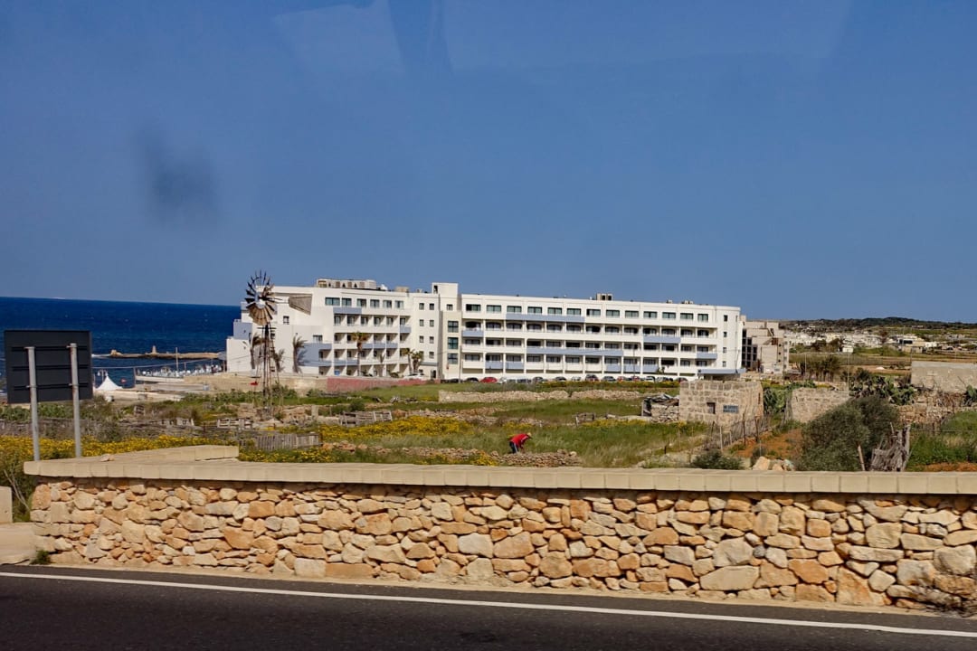 Außenansicht des Hotels von der Landseite her Riviera Spa Resort - Adults Only