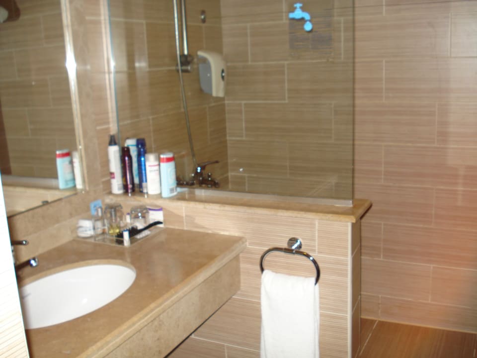 Zimmer Jaz Dar EL Madina