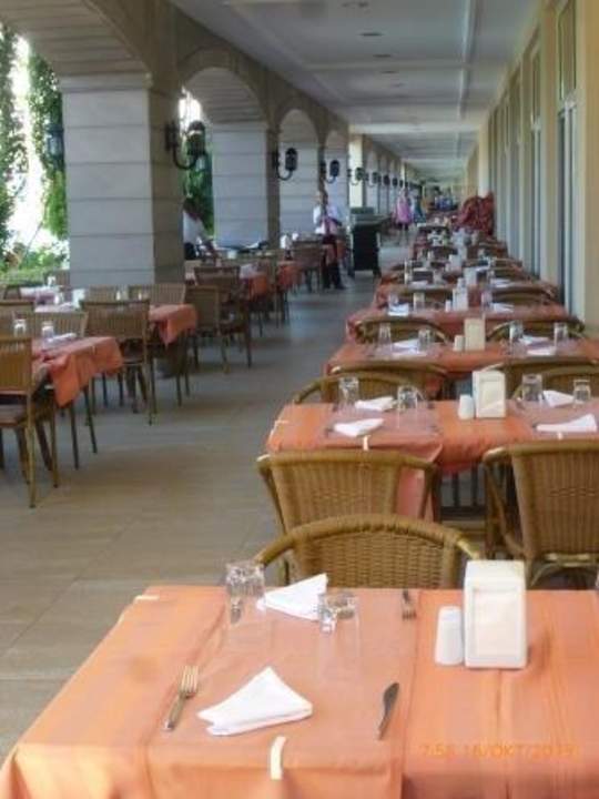 Unter den Arkaden  Trendy Aspendos Beach Hotel